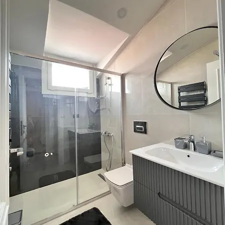3 Bedroom Doublex In Bakirkoey * Istanbul