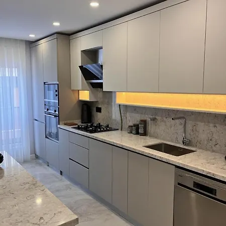Apartamento 3 Bedroom Doublex In Bakirkoey
